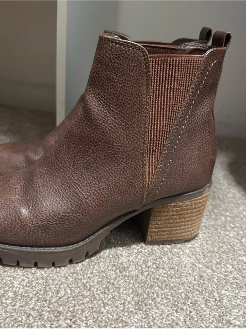 Brown Women's Chelsea Ankle Boots